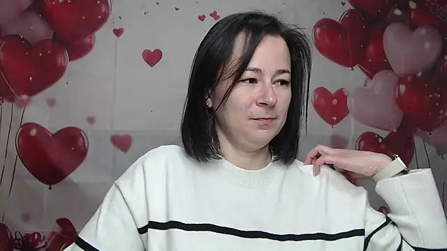 MarieSho online show from April 17, 6:15 am