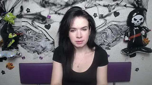 JasmineKouch online show from October 21, 5:28 pm