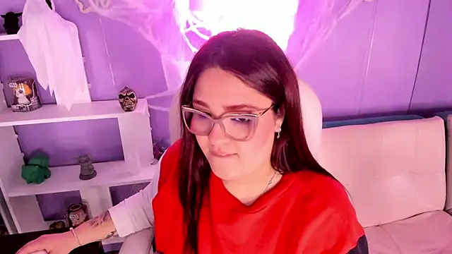 Camiila Osorio online show from October 16, 7:49 pm