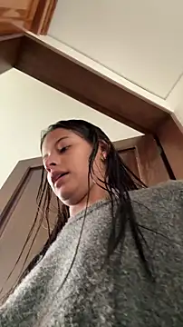 Arilw online show from April 11, 1:04 pm