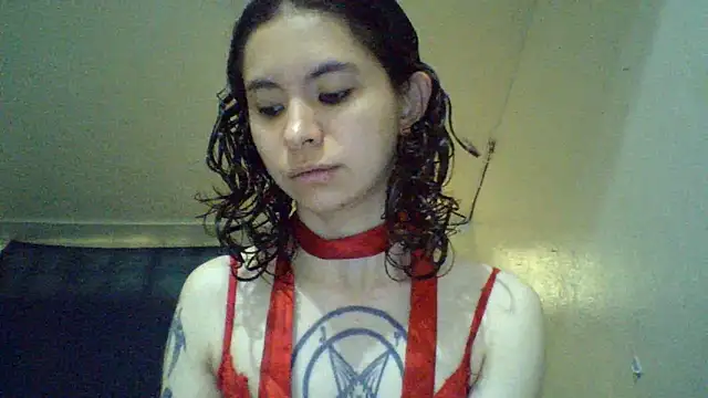 CELEna098rs707 online show from May 26, 9:58 pm