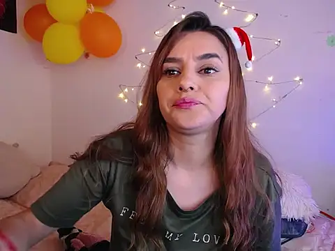 Lu perez online show from November 26, 7:59 pm