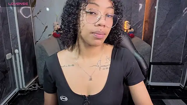 Violeth b online show from April 1, 1:23 pm