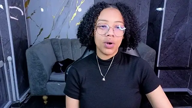 Violeth b online show from October 30, 1:12 pm