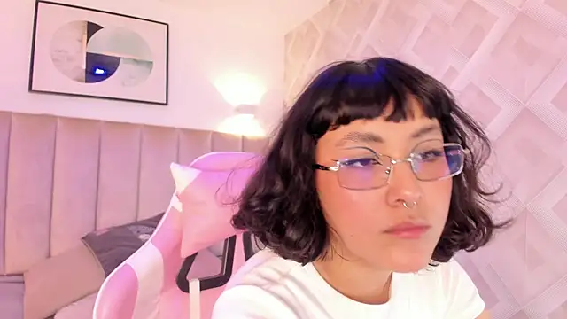 Haru Bonny online show from March 31, 8:09 pm