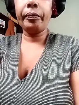 2Sweetysmile online show from April 7, 10:17 am