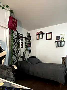 EemaHaruki online show from October 18, 9:27 pm