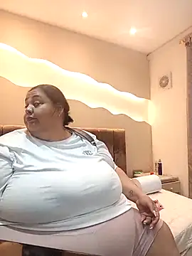 Alisson am online show from November 2, 11:13 am