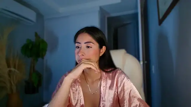 auroracaruso11 online show from September 28, 10:59 pm