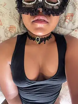 Bella Luna18 online show from February 23, 7:57 pm