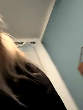 Annicam online show from October 5, 9:31 pm