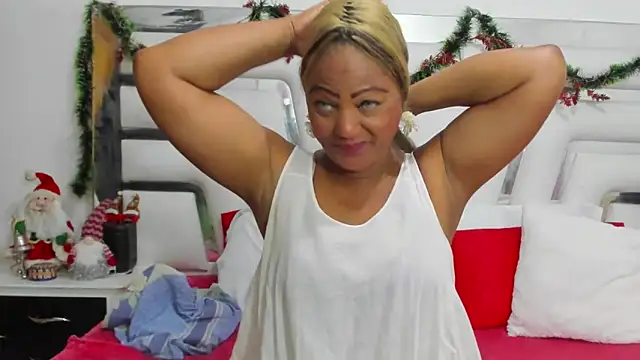 SaraaJhons online show from December 15, 4:01 pm