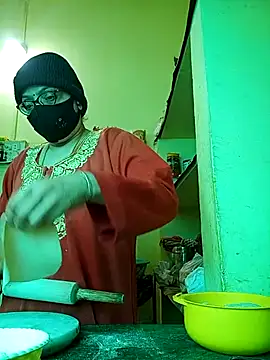 heenage online show from December 23, 5:33 am