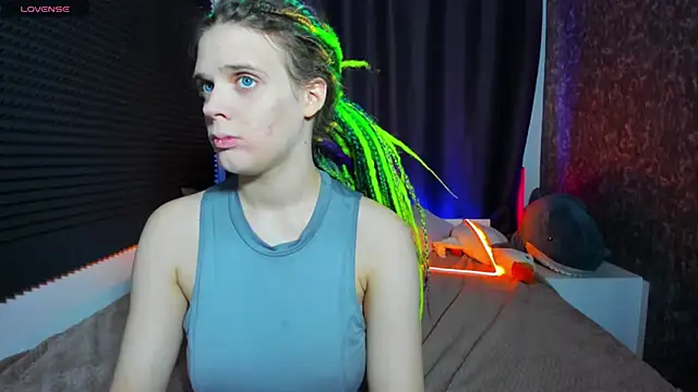 KIKI Krash online show from October 19, 10:17 am