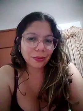 Carliina Soussa online show from February 4, 11:41 pm