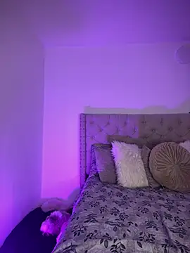 ZoeJohnsoon online show from February 9, 4:53 pm