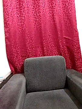 Cute Kritika online show from April 19, 3:50 am