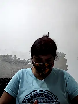 illay love online show from October 10, 5:40 pm