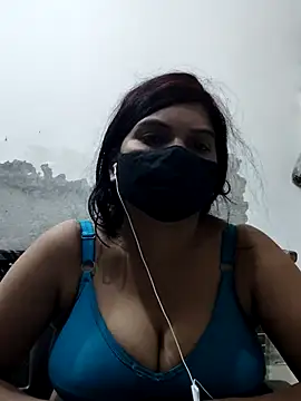 illay love online show from October 17, 6:44 pm