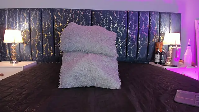 Sophia Lemos online show from December 2, 7:38 pm