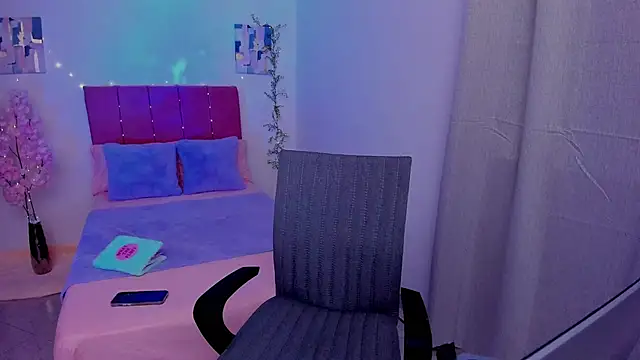 Charlee pink online show from September 22, 12:53 am