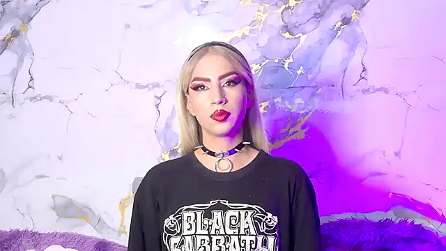 BrianaSchafer online show from March 24, 9:09 pm