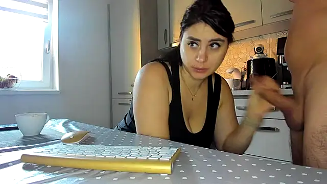 cuplu29 online show from October 13, 7:00 am