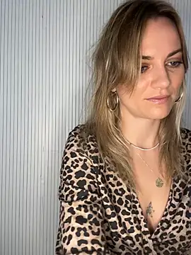 Milla  one online show from October 10, 9:03 am