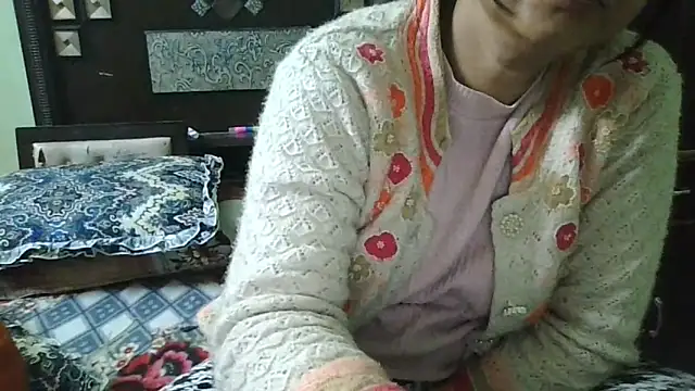 couplesuni online show from January 19, 3:46 am