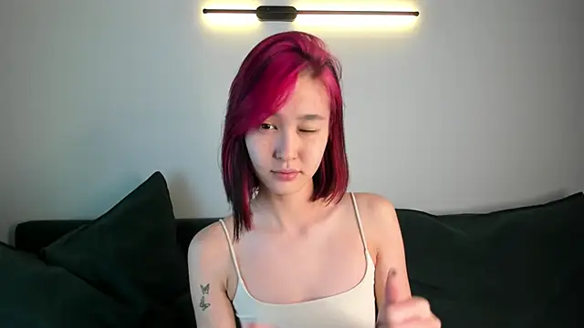 Lola Peach online show from September 26, 9:40 am