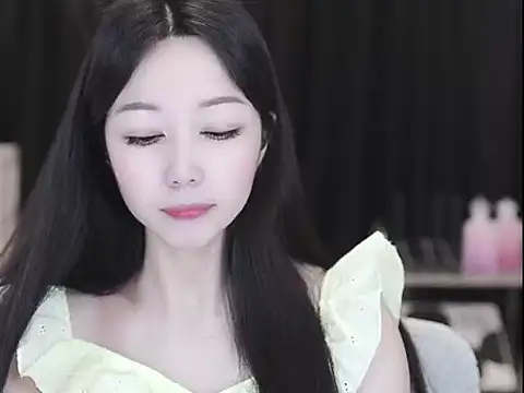 Nuyoah-77 online show from April 16, 6:25 am