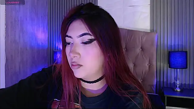 Mia Rinn online show from November 12, 3:10 pm