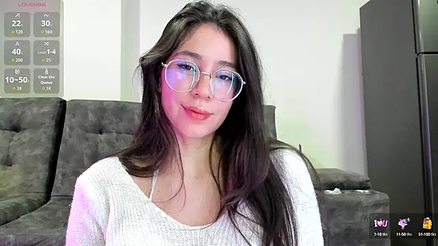 emmadiaz1 online show from September 14, 6:11 am