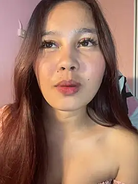 ursweet babygirl online show from April 5, 5:23 pm