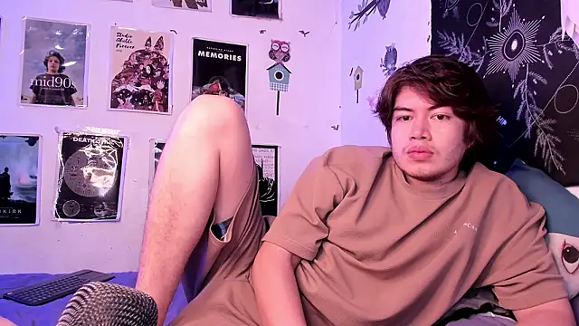 hothoneychile online show from March 23, 3:45 am