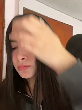 annaharper- online show from January 14, 9:42 pm