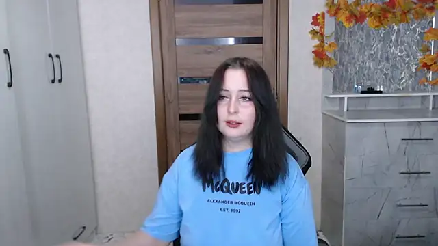 Kristy-Max online show from December 1, 10:12 pm