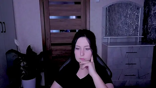 Kristy-Max online show from July 8, 10:34 pm