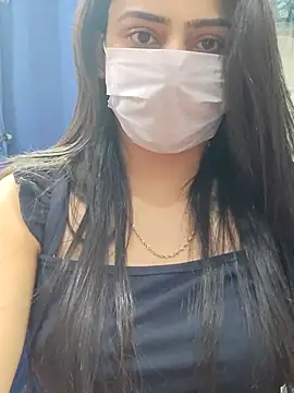 Ivymybae online show from February 10, 9:45 am