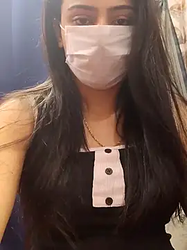 Ivymybae online show from April 14, 10:15 am