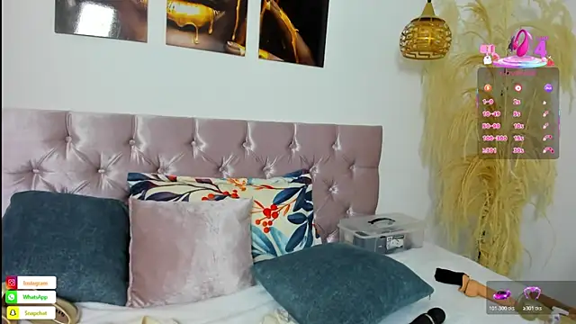 alanavega11 online show from November 4, 1:16 pm