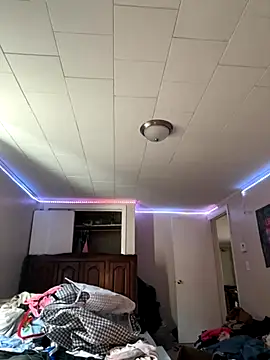 menaceswife online show from October 2, 7:30 pm