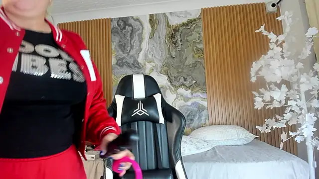 Danna topless online show from January 14, 11:59 am