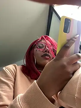 TIFFANYYSTAR online show from January 7, 6:55 pm