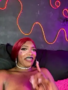 TIFFANYYSTAR online show from January 9, 7:07 pm