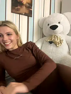 Liya my online show from October 14, 6:32 pm