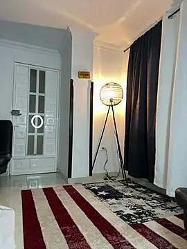 persiluci online show from March 2, 7:15 am