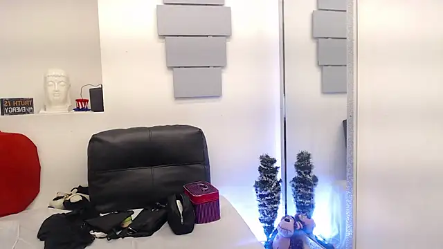 eva twiss online show from March 9, 1:36 pm