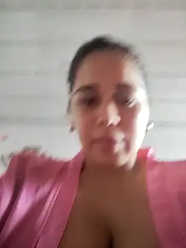 LaurenWelly  online show from September 18, 9:46 pm