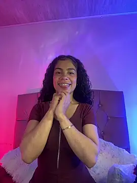 NINA 18 YEARS online show from December 17, 10:47 pm